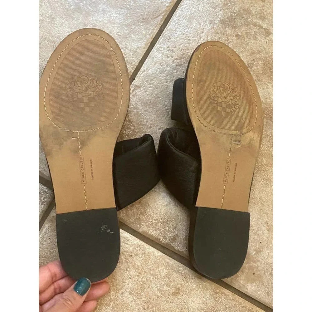 Vince Camuto Women's Black Leather Sandals Size 9m Casual Slip ons Open Toe Wear - Picture 4 of 12